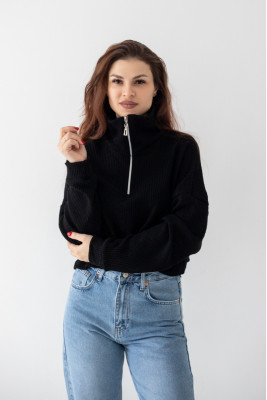 Светр жіночий